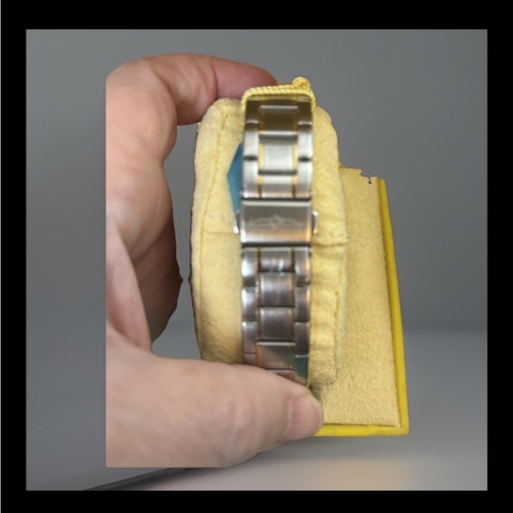 NWB Invicta Angel Lady Model 0548 Ladies Watch Quartz Tags Attached - Picture 4 of 9